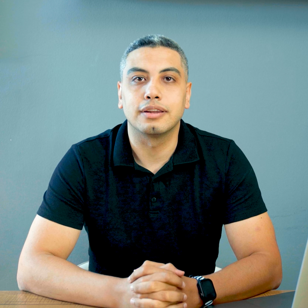 المصمم أحمد فتحي فرغل